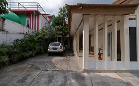 Reddoorz Near Rs Awal Bros Sudirman Pekanbaru
